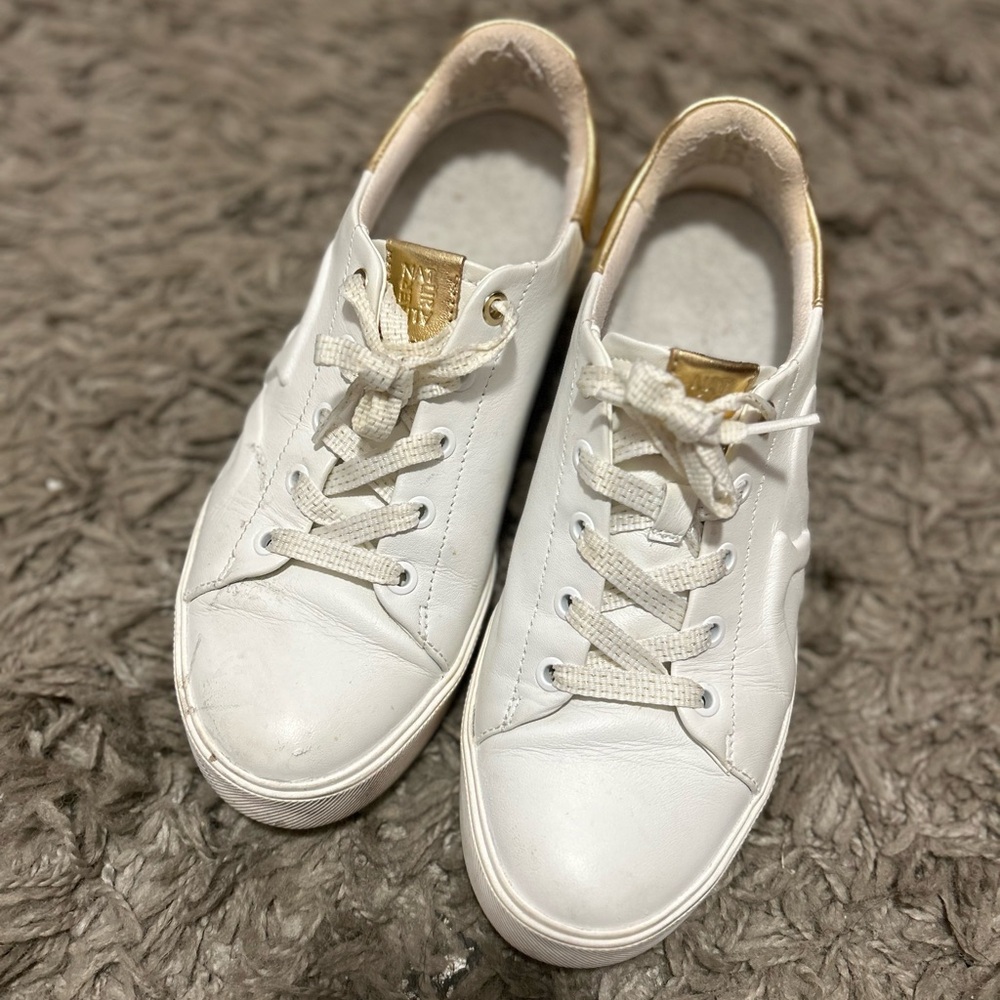Naturalizer Morrison 2.0 White Leather Women's Sneakers